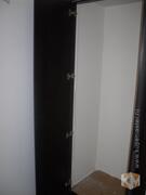 Распашной шкаф «Черно-коричневый» цвета дуб, фотография 2
