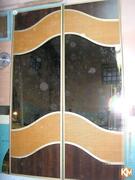 Дверь-купе «Вишня Махагон» с зеркалом, фотография 1