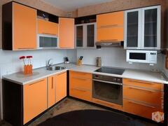 Кухня из пластика «Сочная» оранжевого цвета, фотография 1