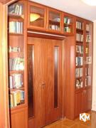 Книжный шкаф над дверным проемом «Светлая Ольха» , фотография 1